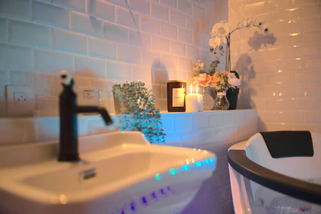 Luxury Room Jacuzzi Centre Ville Haut De Gamme Mülhausen Exterior foto